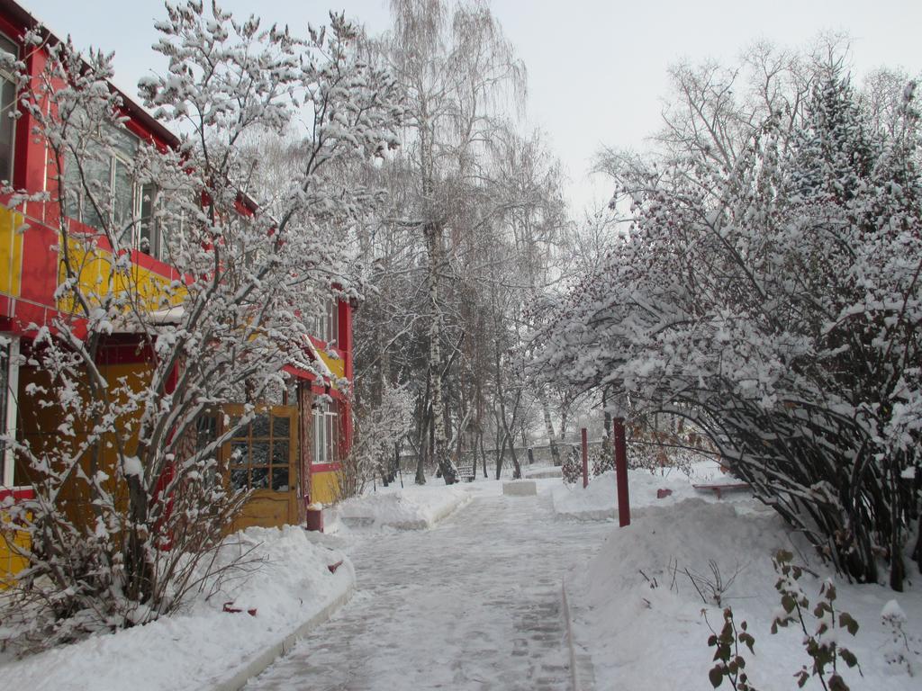 Otel Issyk-Kul カラコル エクステリア 写真