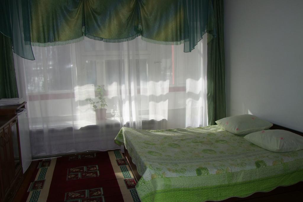 Otel Issyk-Kul カラコル エクステリア 写真