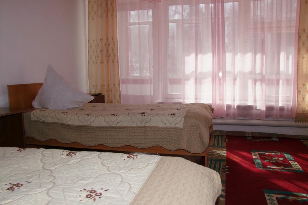 Otel Issyk-Kul カラコル エクステリア 写真