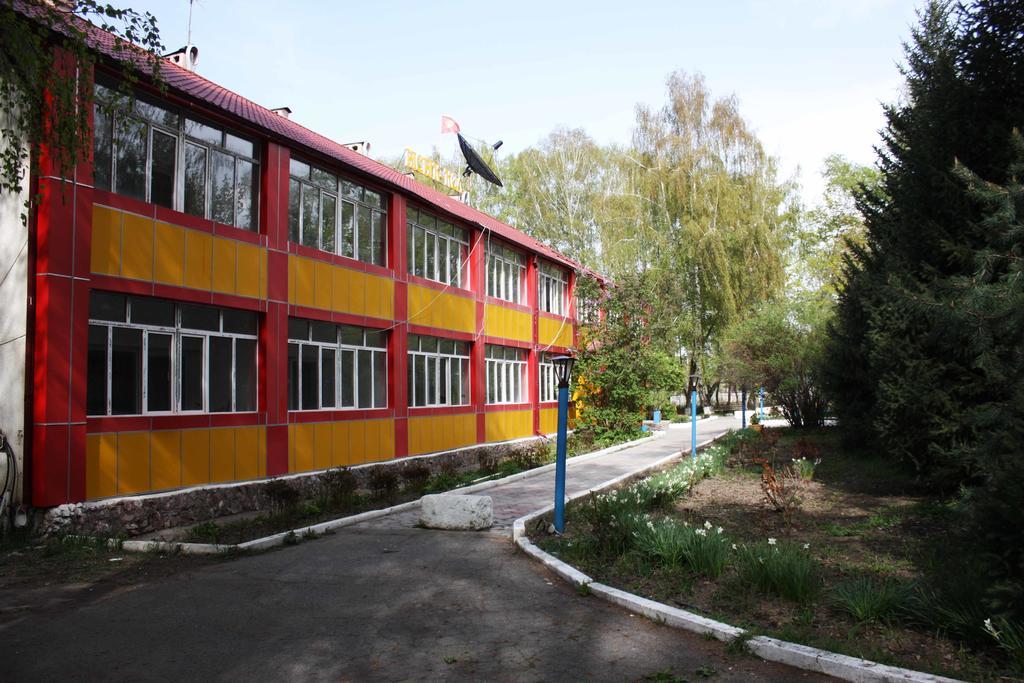 Otel Issyk-Kul カラコル エクステリア 写真