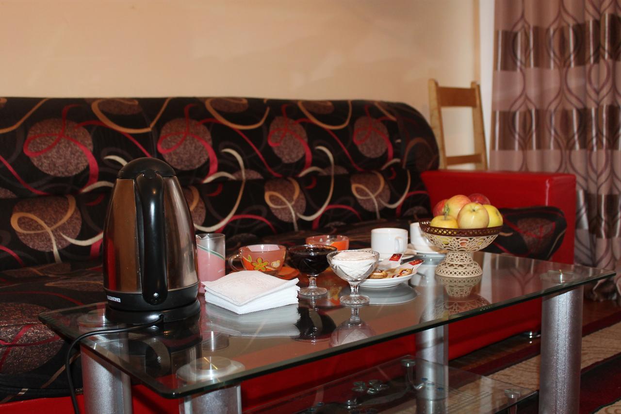 Otel Issyk-Kul カラコル エクステリア 写真